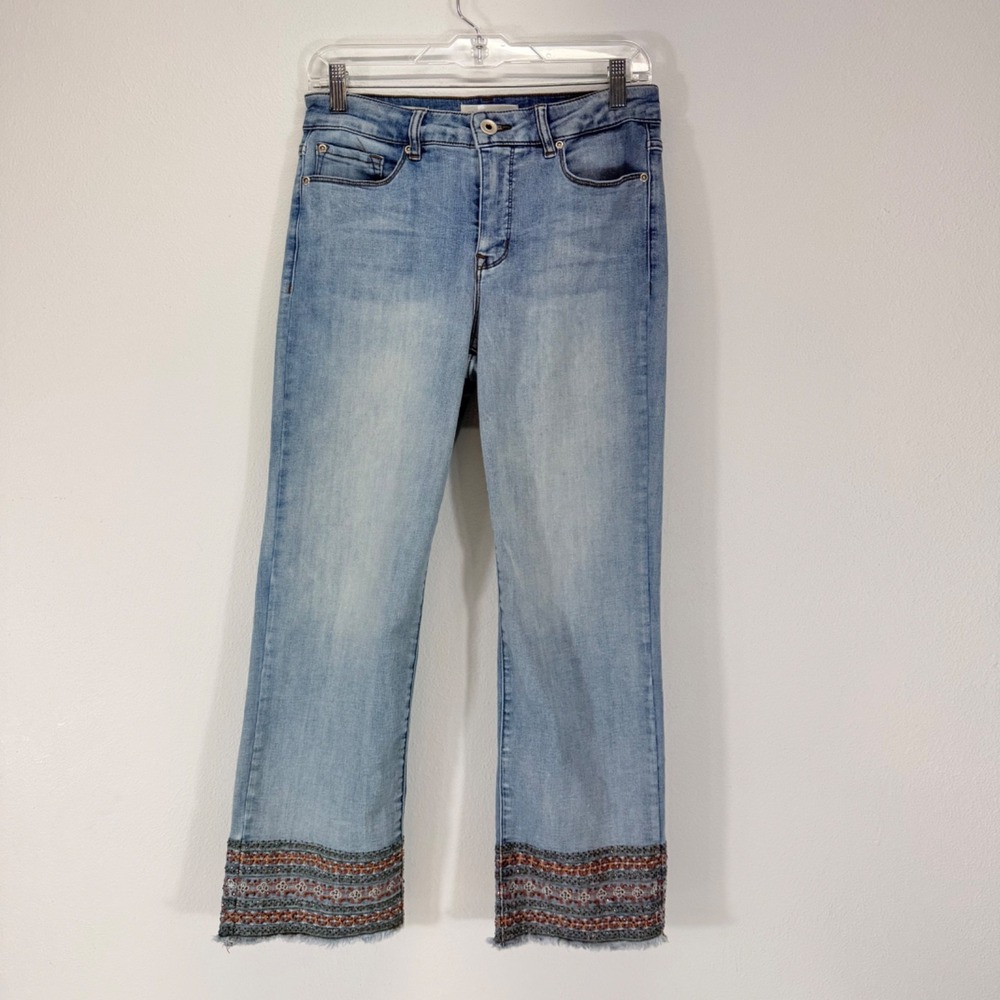 Tribal Jeans Audrey Mid Rise Straight Crop Embroidered Cuff Frayed Hem Size 6